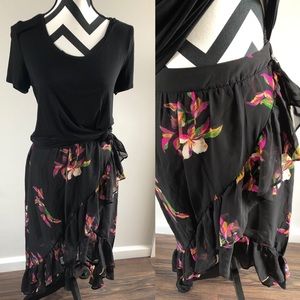 💖🖤NWT XS High Low Skirt
